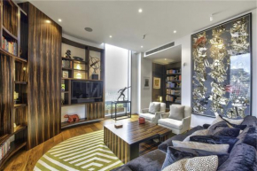 Whitecross Apartment